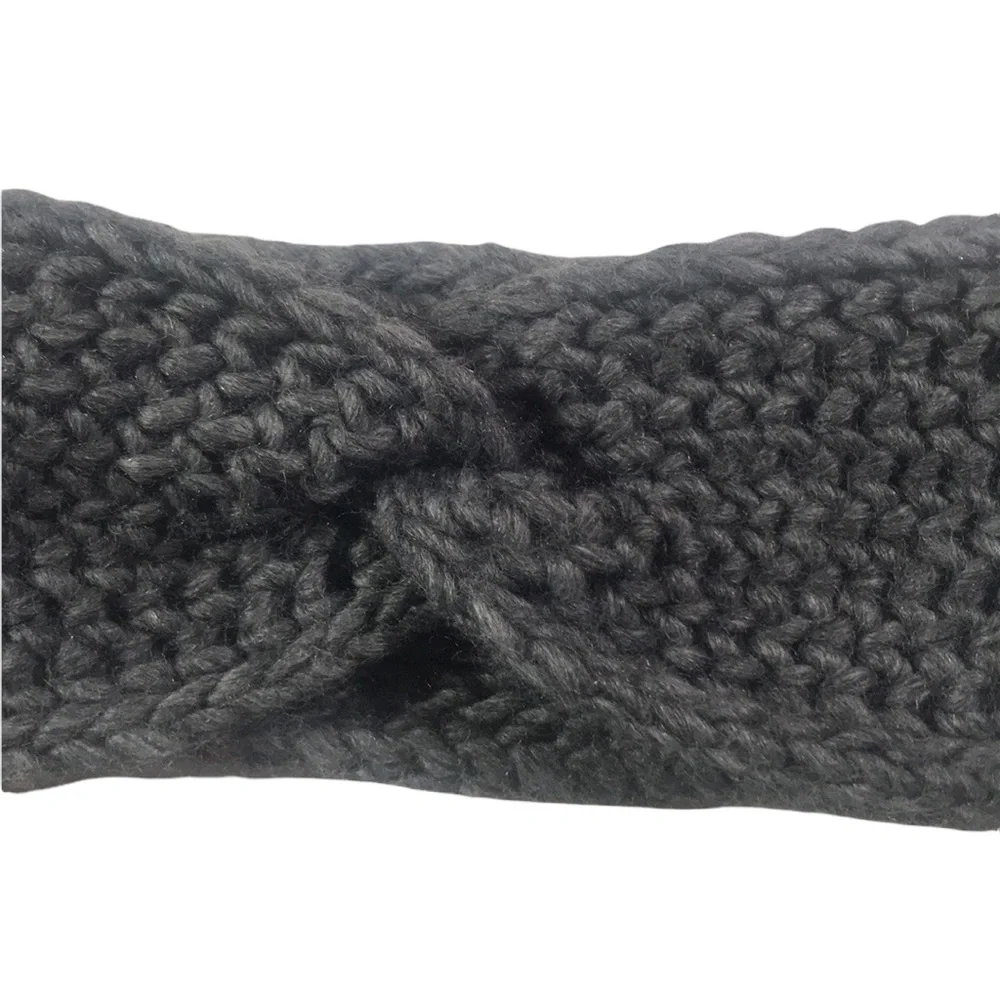 Luciano Benzi Italian Fashion Wool/Alpaca Blend Knit Gray Ear Warmer